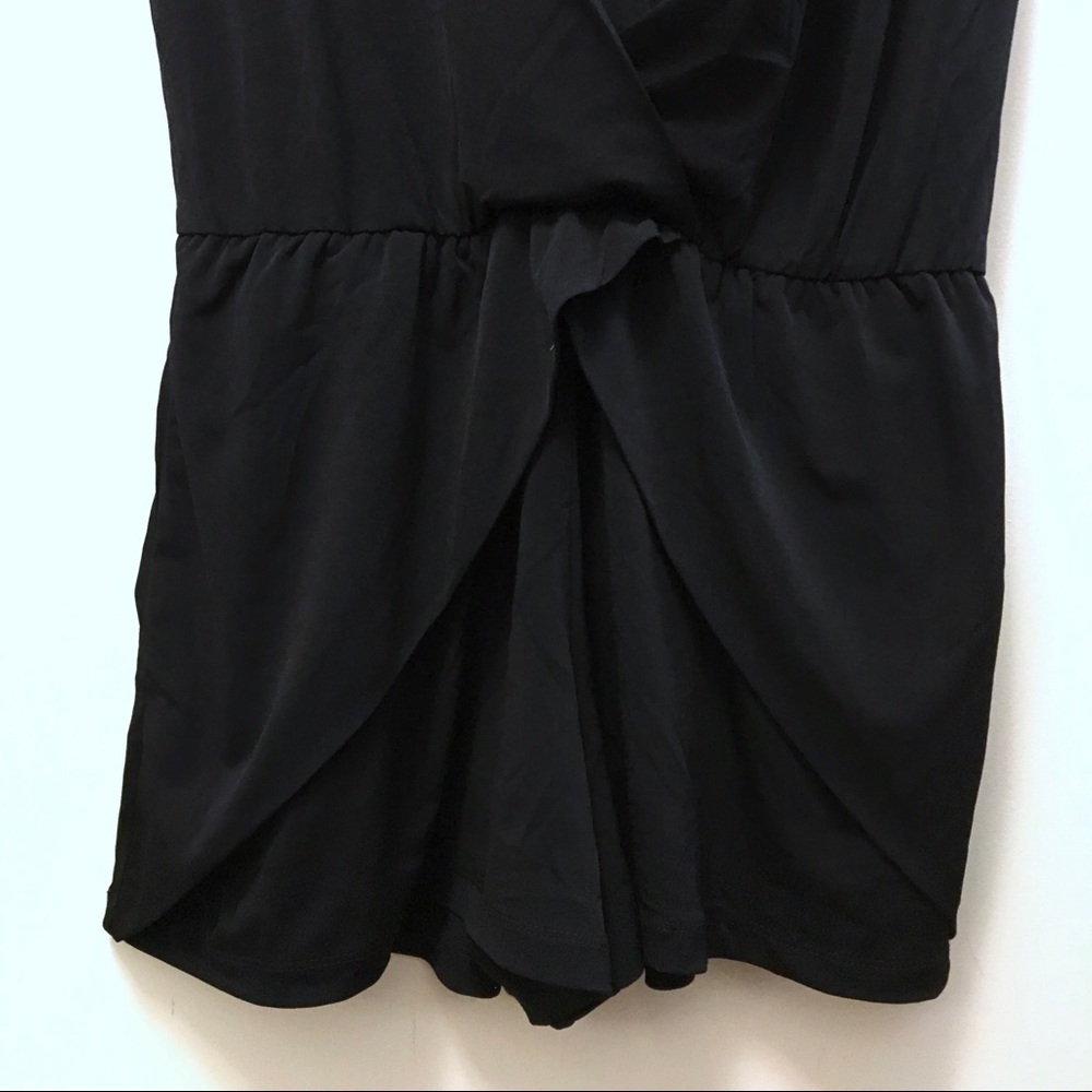 Romper - Picture 3 of 4